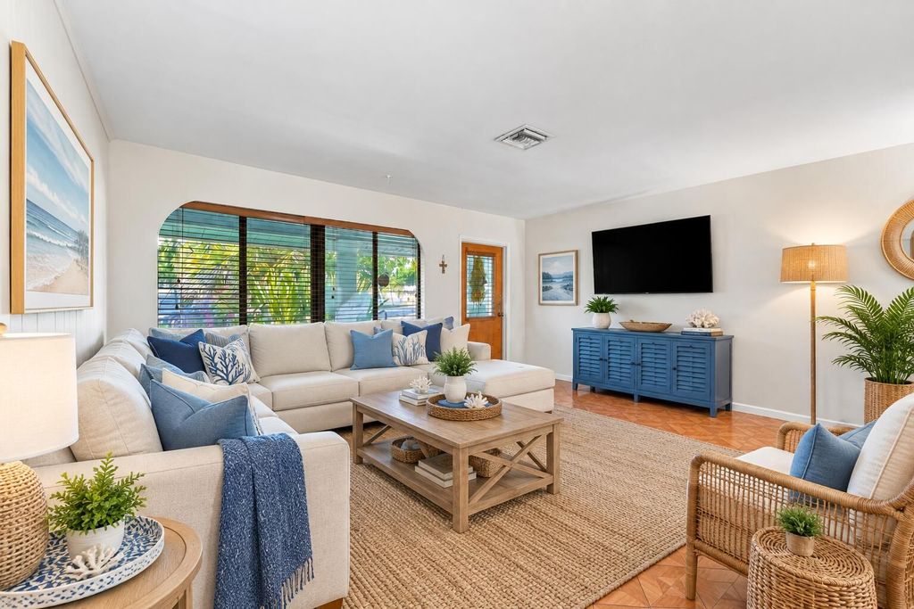 Luxury House for sale in Pompano Beach, 535 107 €, Photo 1