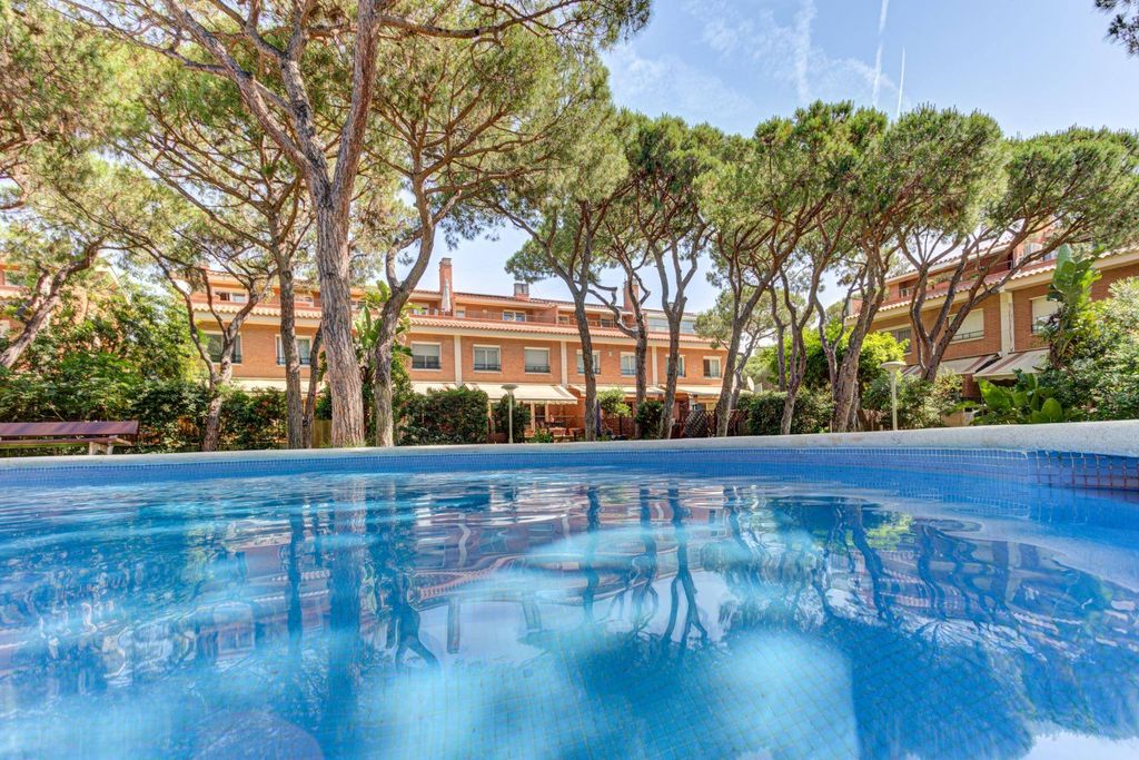 Maison de luxe à vendre à Gavà, 1 270 000 €, Photo 1