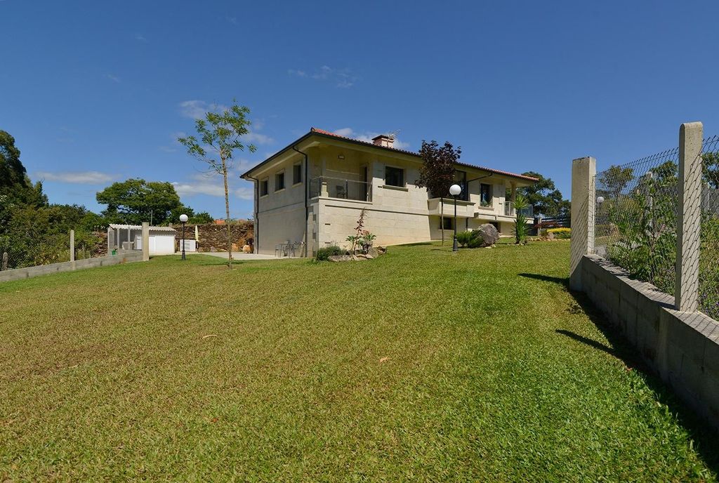 Luxury House for sale in O Rosal, 725 000 €, Photo 3
