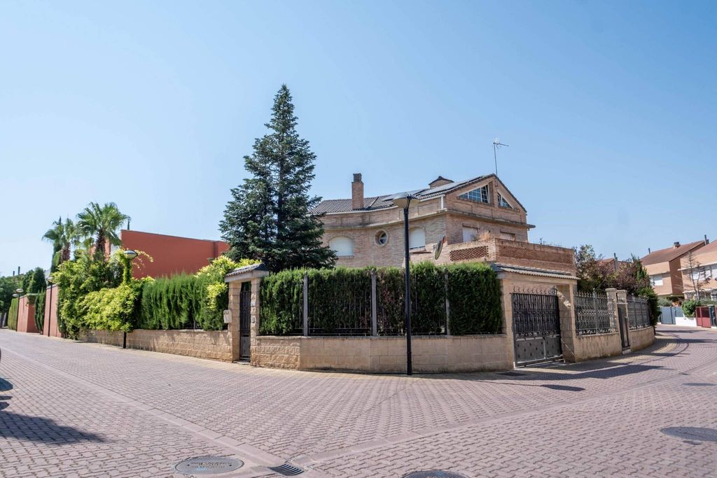 Maison de luxe à vendre à Zaragoza, 940 000 €, Photo 3