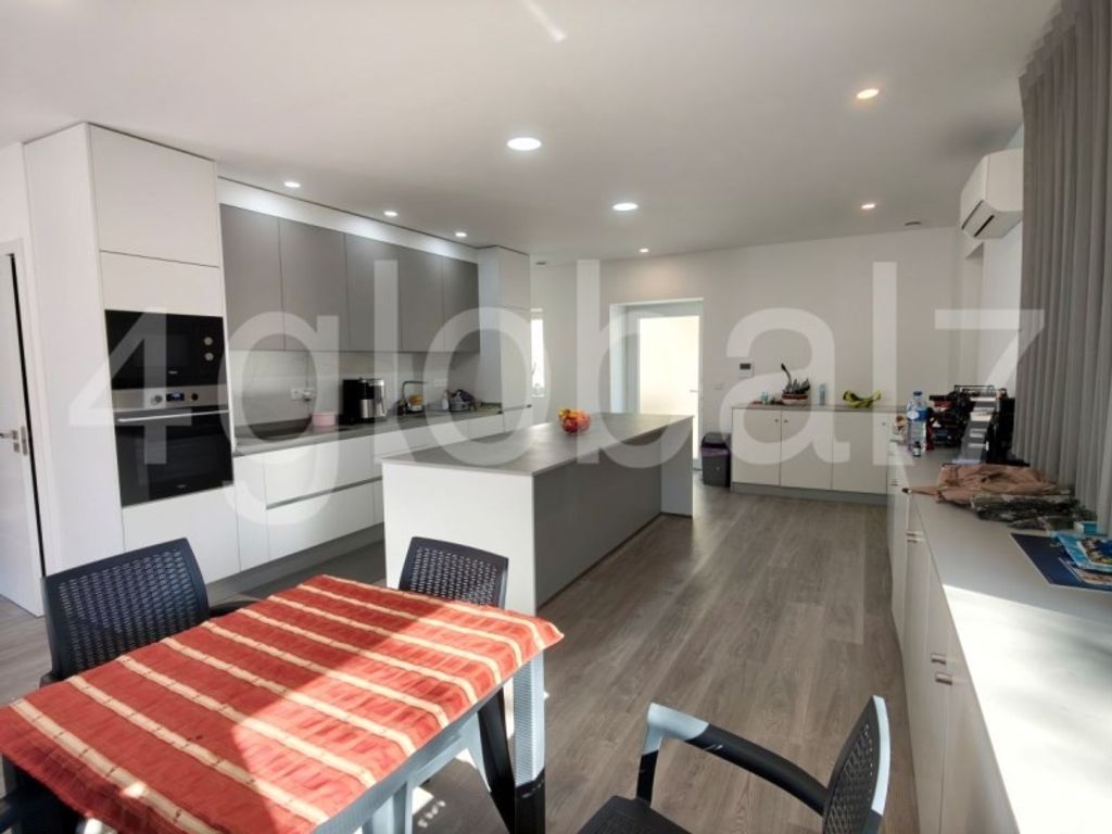 Luxury House for sale in Sever Do Vouga, 419 000 €, Photo 5