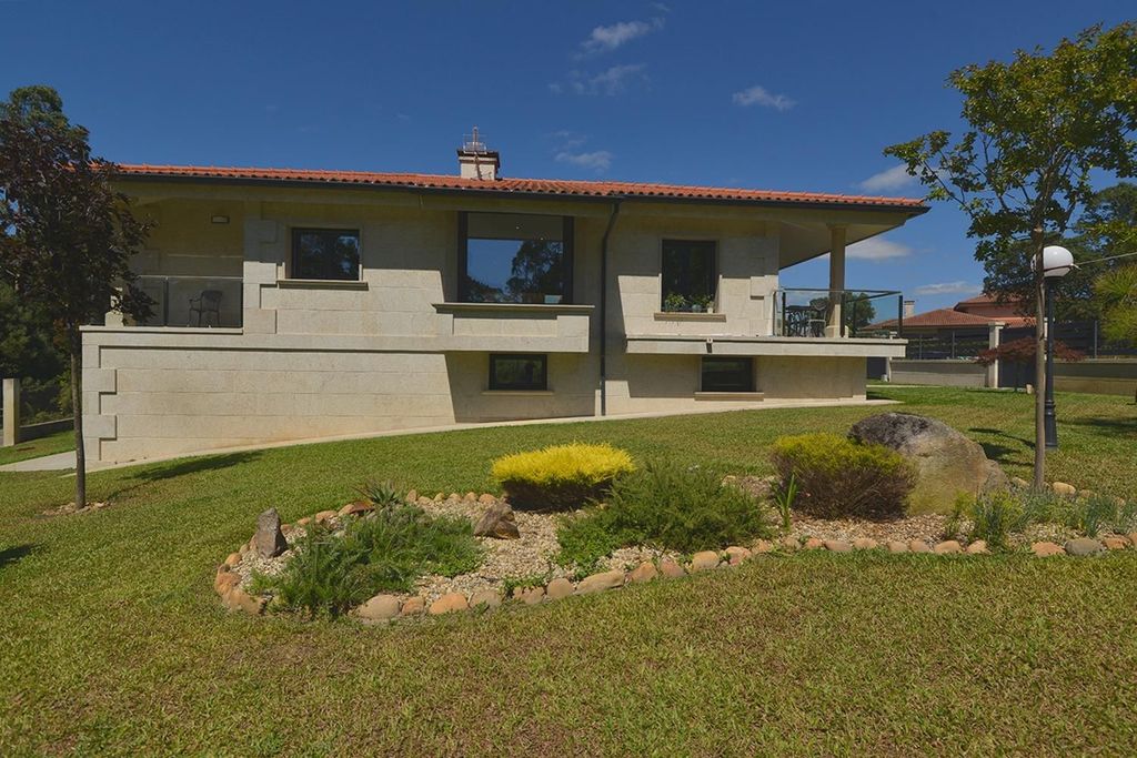 Luxury House for sale in O Rosal, 725 000 €, Photo 6