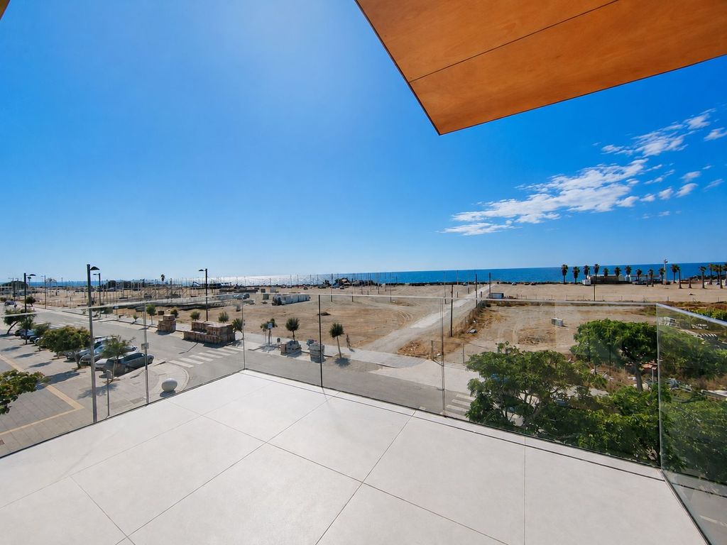 Appartement de luxe à vendre à Torre Del Mar, 550 000 €, Photo 1