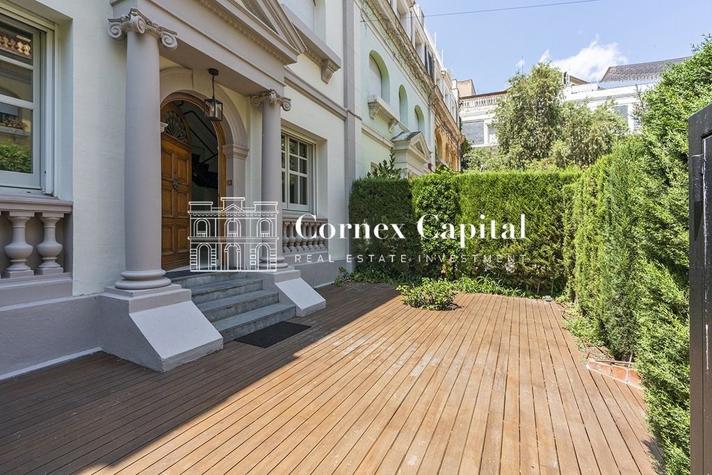 Maison de luxe à vendre à Barcelona, 2 399 000 €, Photo 1