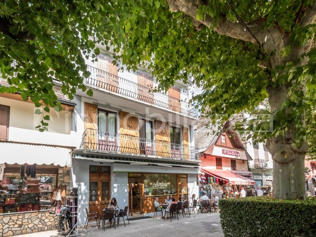 Maison de luxe à vendre à Bossòst, 450 000 €, Photo 1
