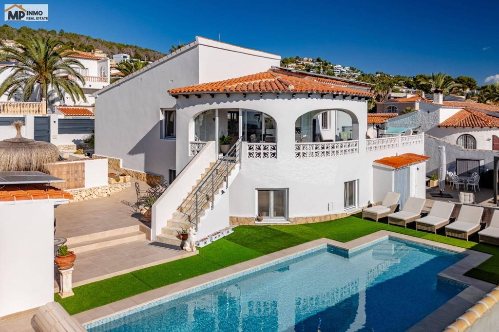 Maison de luxe à vendre à Calp, 820 000 €, Photo 1