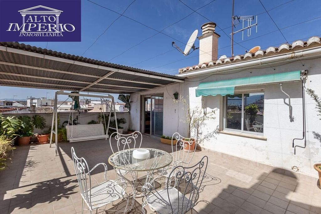 Luxury Apartment for sale in Granada, 995 000 €, Photo 1