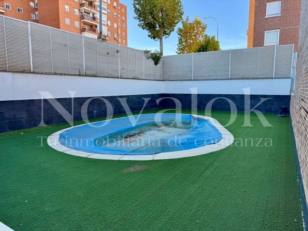 Luxury House for sale in Fuenlabrada, 616 000 €, Photo 3