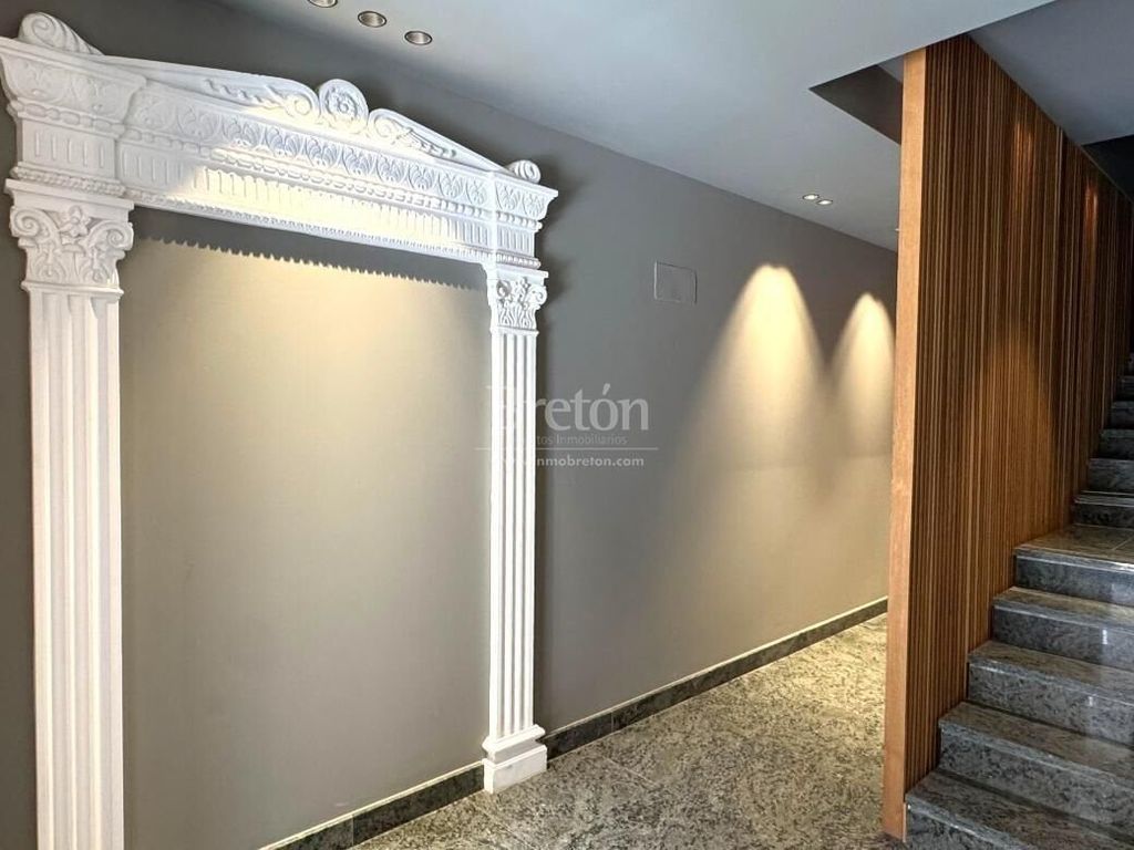 Luxury Apartment for sale in Zaragoza, 950 000 €, Photo 4
