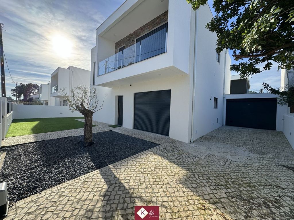 Maison de luxe à vendre à Almada, 584 900 €, Photo 1
