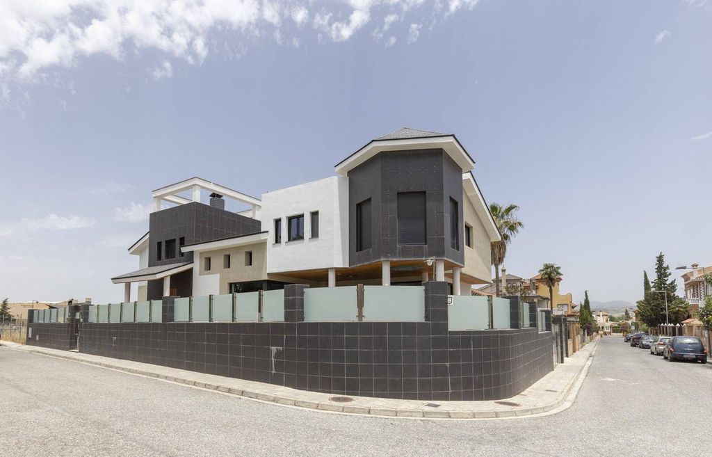 Maison de luxe à vendre à Ogíjares, 1 195 000 €, Photo 1