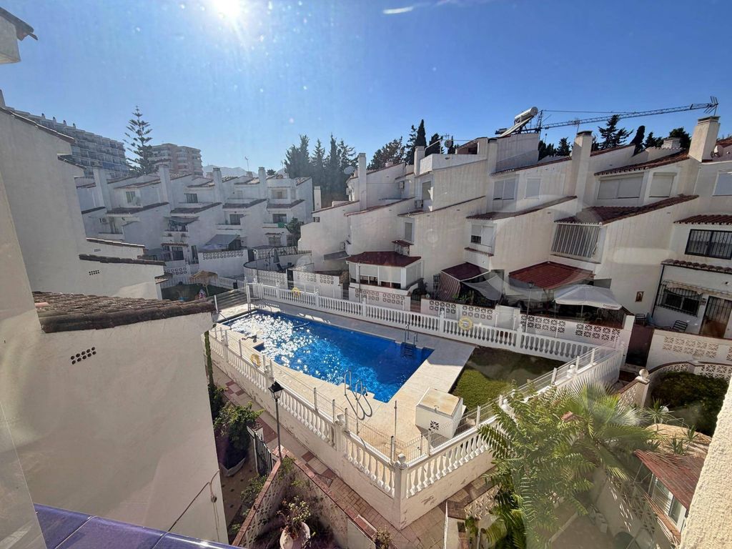 Maison de luxe à vendre à Torremolinos, 739 000 €, Photo 1