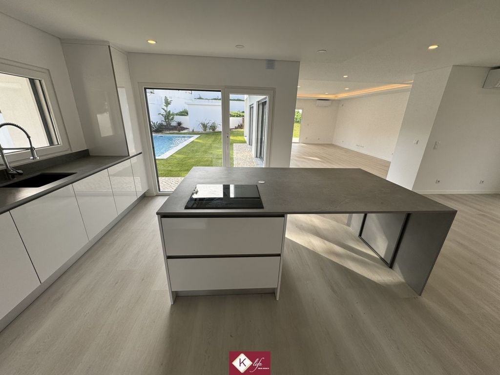 Luxury House for sale in Seixal, 1 299 000 €, Photo 5