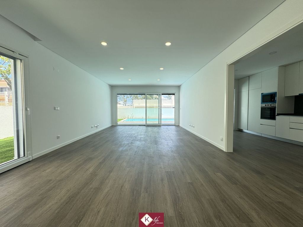 Maison de luxe à vendre à Seixal, 840 000 €, Photo 5