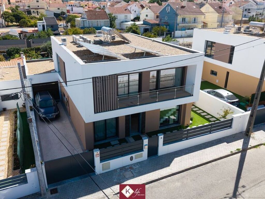 Luxury House for sale in Seixal, 690 000 €, Photo 5