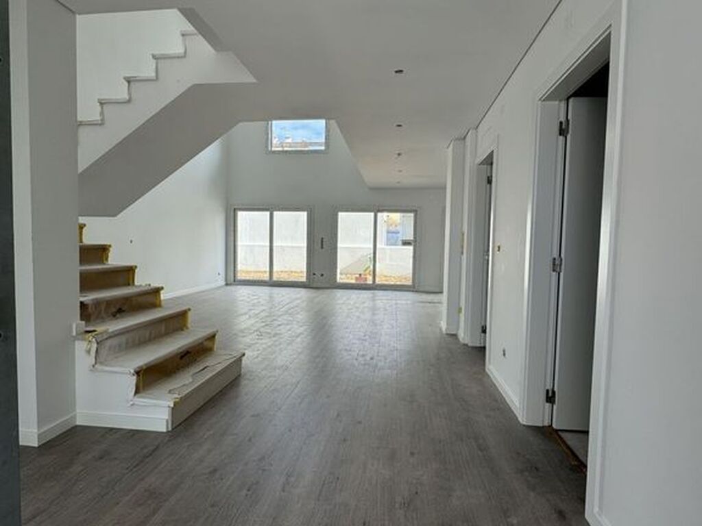 Luxury House for sale in Almada, 549 000 €, Photo 6