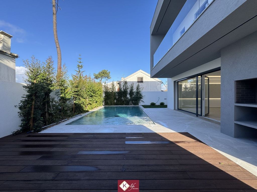 Luxury House for sale in Almada, 795 000 €, Photo 6