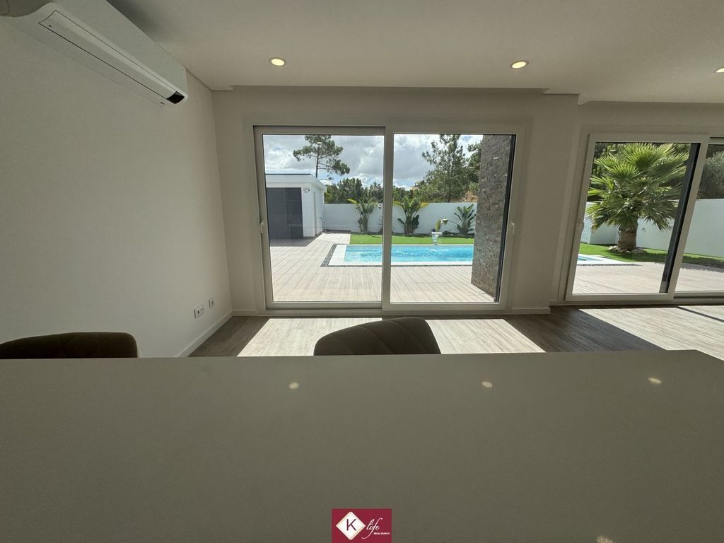 Luxury House for sale in Almada, 875 000 €, Photo 7