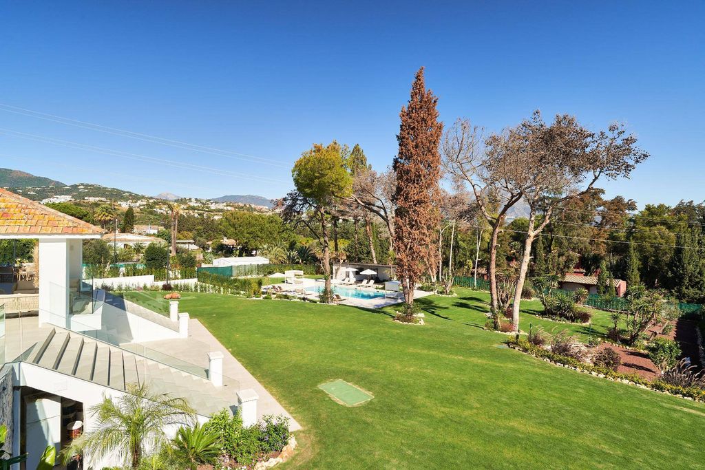 Luxury House for sale in Marbella, 3 995 000 €, Photo 1