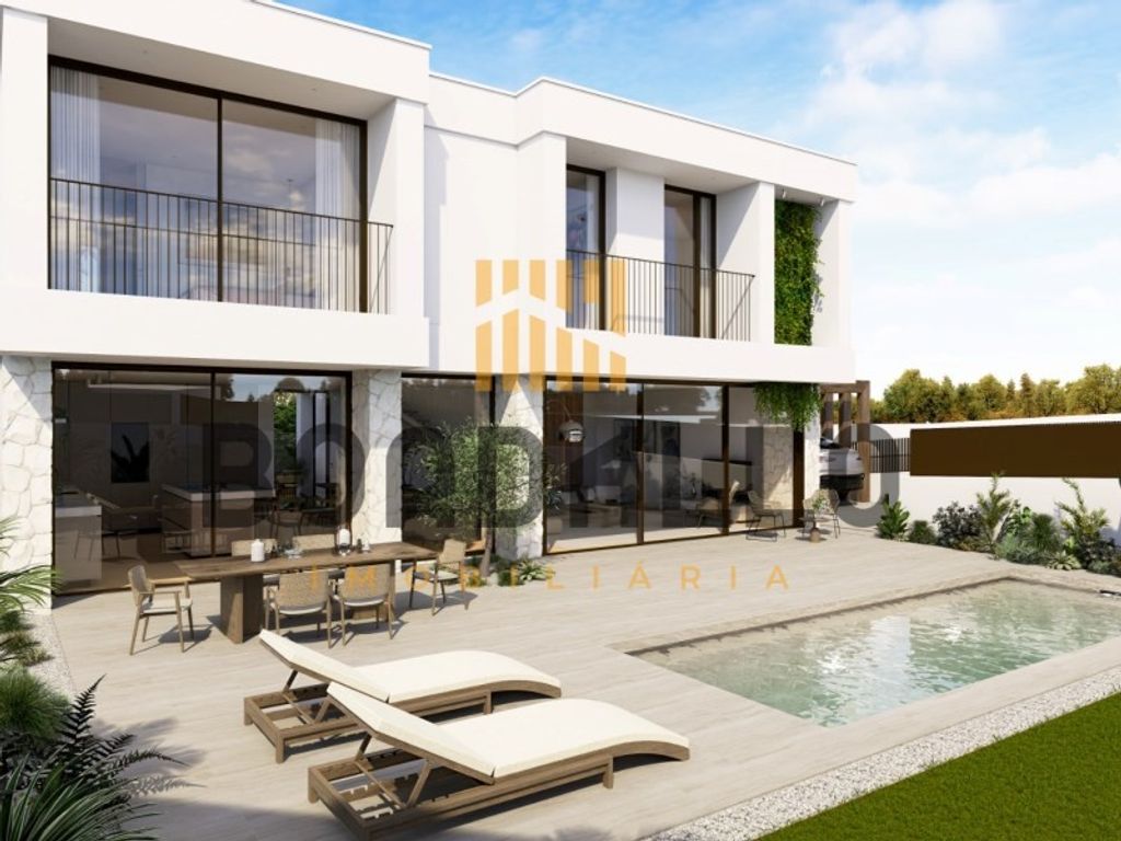 Maison de luxe à vendre à Caldas Da Rainha, 740 000 €, Photo 1