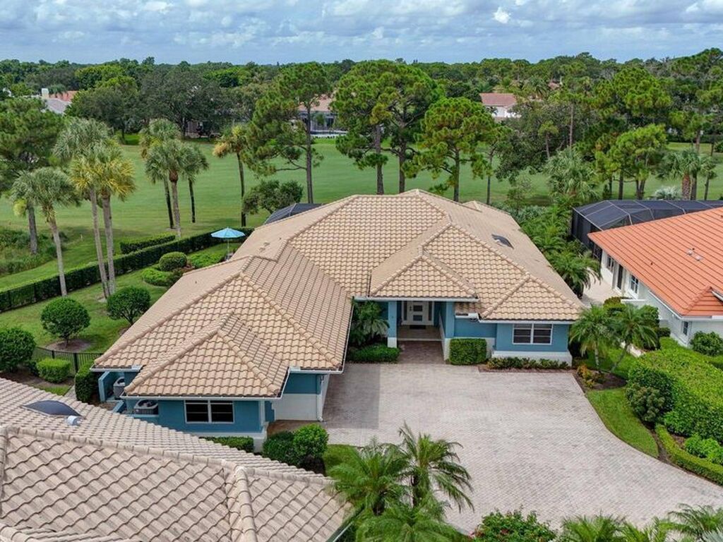 Luxury House for sale in Stuart, 1 105 639 €, Photo 1