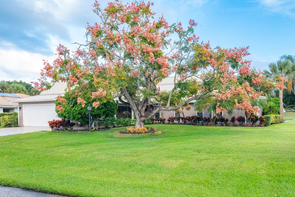 Luxury House for sale in Stuart, 645 315 €, Photo 1