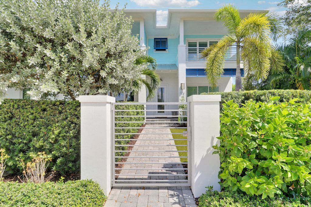 Luxury House for sale in Stuart, 730 496 €, Photo 1