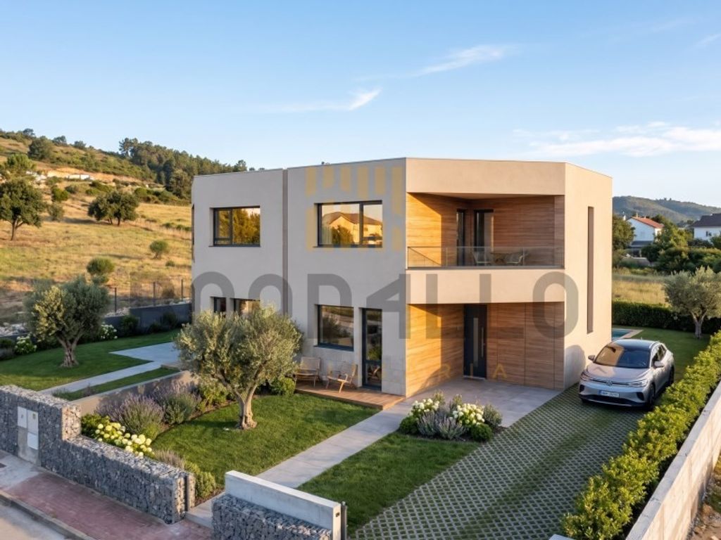 Maison de luxe à vendre à Bombarral, 400 000 €, Photo 2