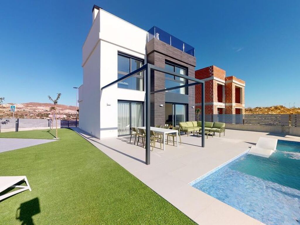 Luxury House for sale in Mutxamel, 460 000 €, Photo 2