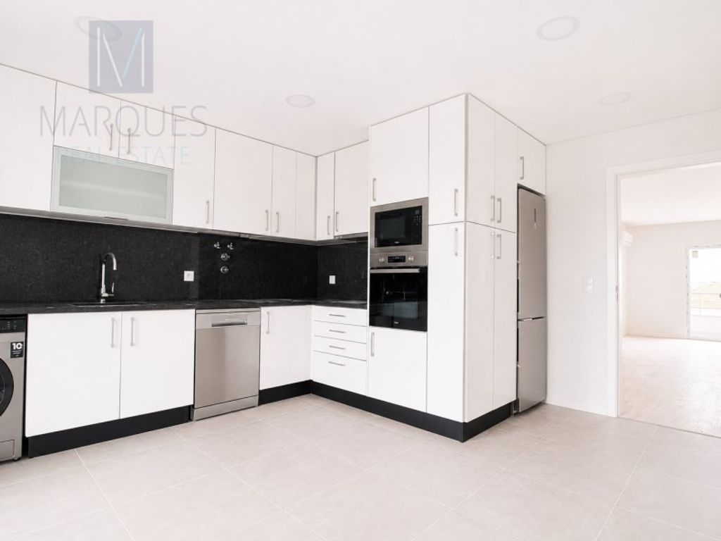 Luxury Apartment for sale in Seixal, 580 000 €, Photo 3
