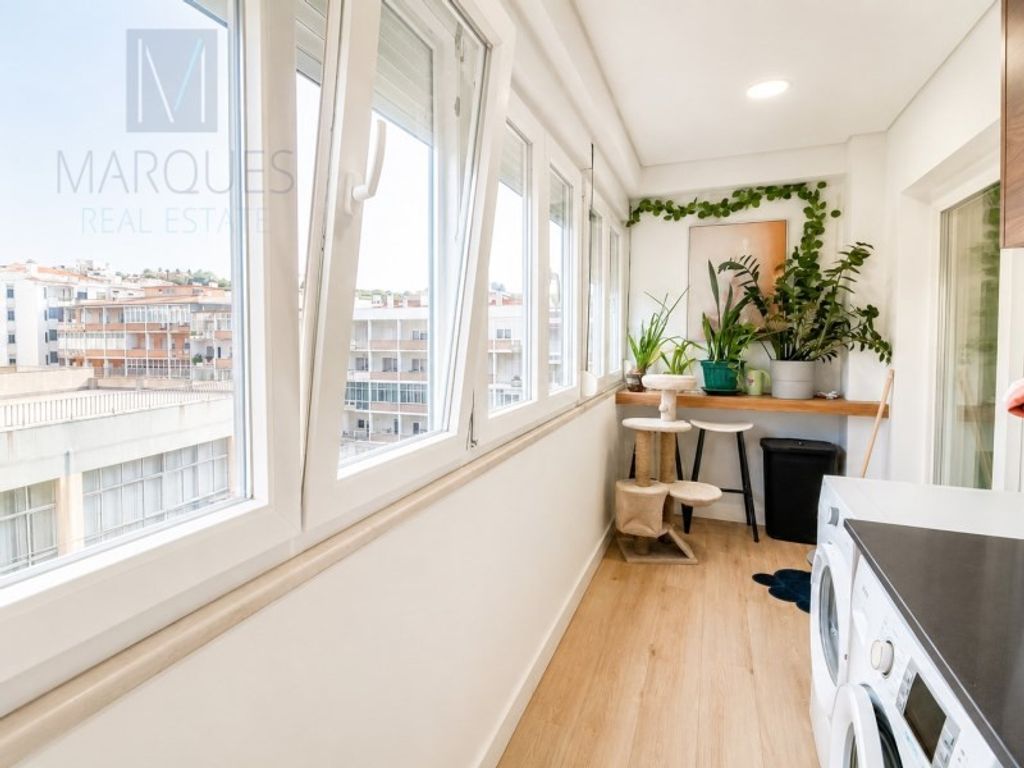 Luxury Apartment for sale in Almada, 550 000 €, Photo 3