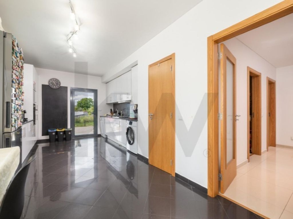 Maison de luxe à vendre à Coimbra, 460 000 €, Photo 6