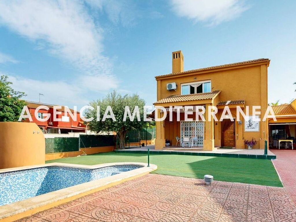 Maison de luxe à vendre à San Antonio de Benagéber, 550 000 €, Photo 1
