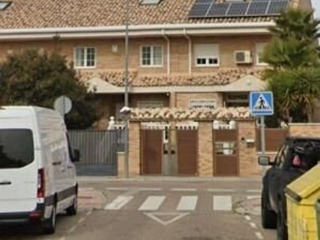Maison de luxe à vendre à Arroyomolinos, 410 000 €, Photo 1