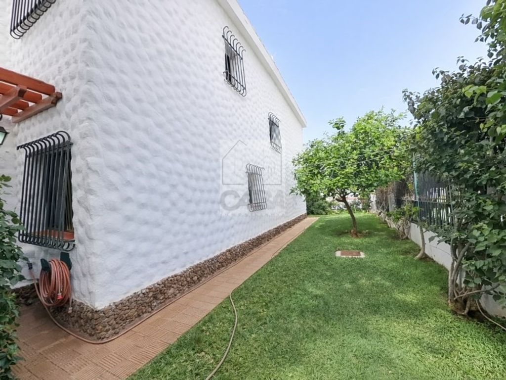 Maison de luxe à vendre à Adeje, 595 000 €, Photo 1