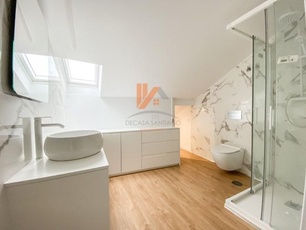 Maison de luxe à vendre à Santiago de Compostela, 405 000 €, Photo 2