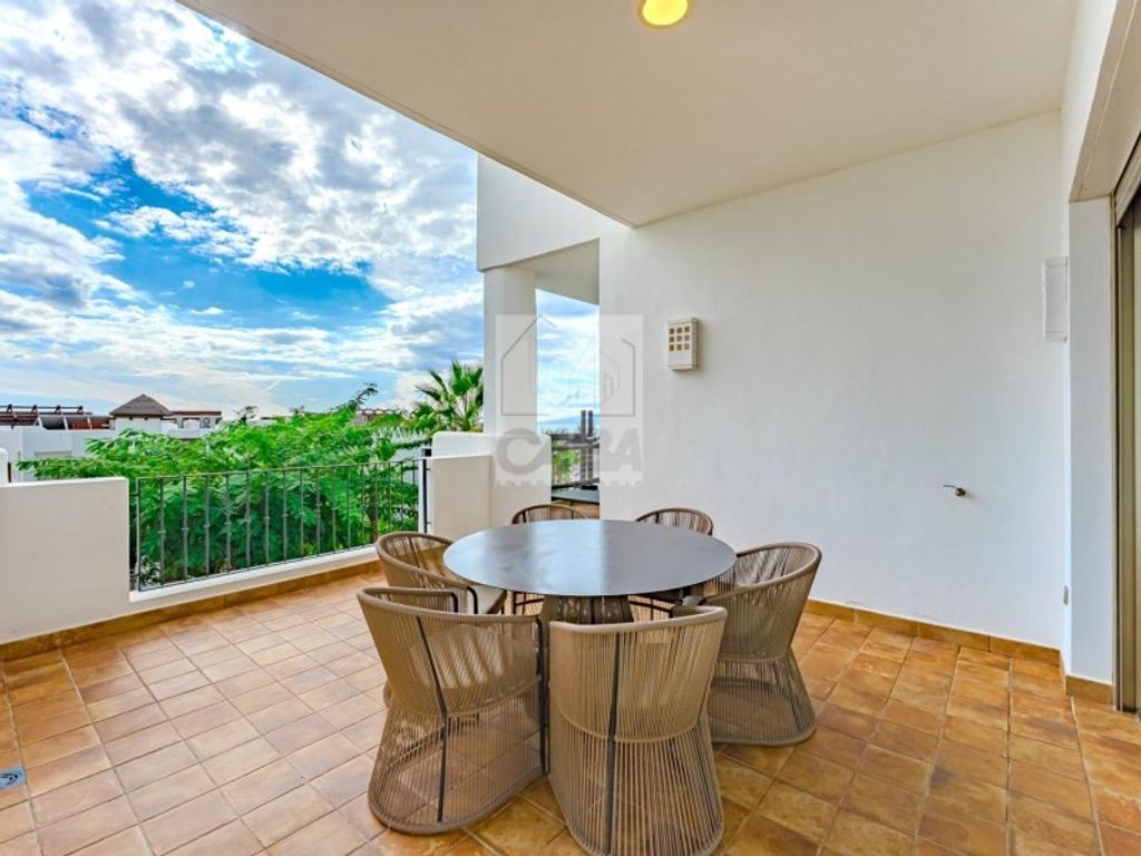 Luxury Apartment for sale in Guía de Isora, 720 000 €, Photo 2