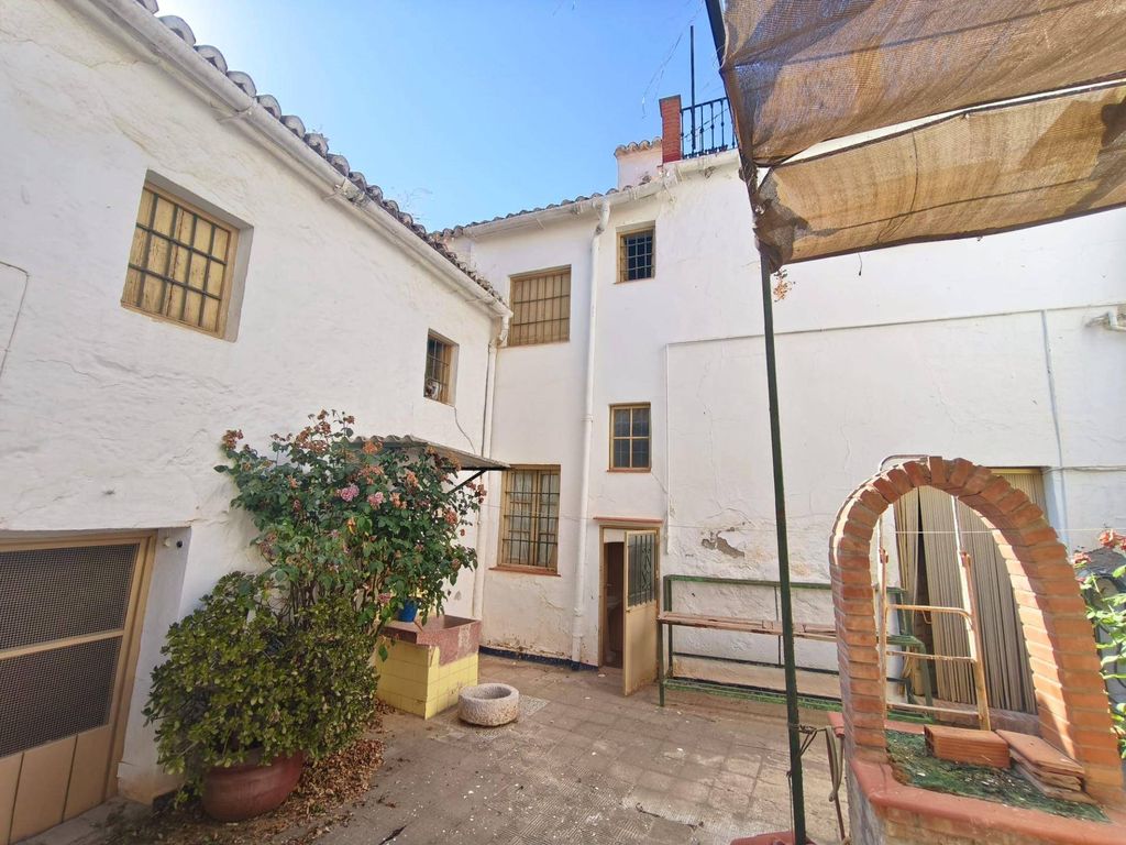 Maison de luxe à vendre à Colmenar, 440 000 €, Photo 3