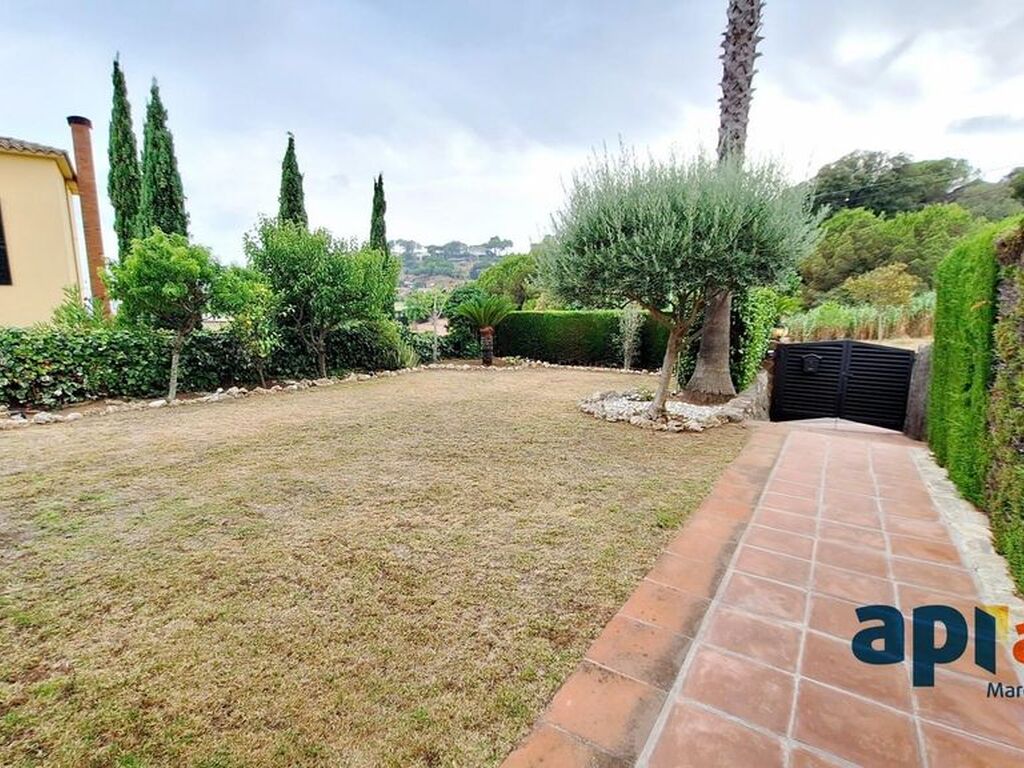 Luxury House for sale in Vilassar de Dalt, 695 000 €, Photo 4