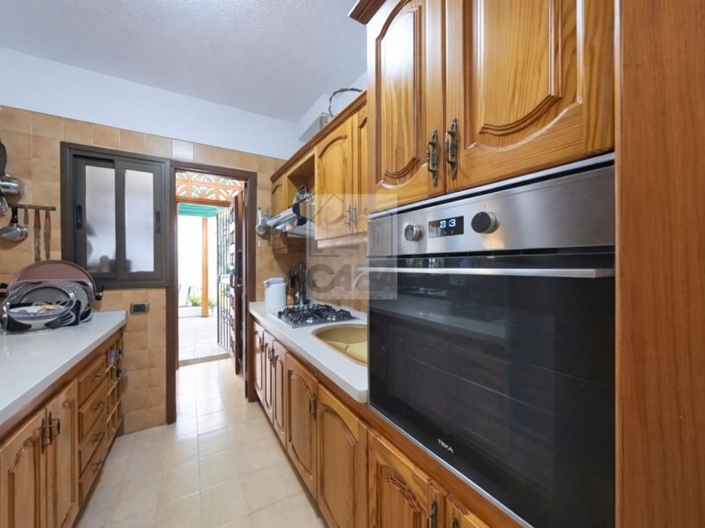 Luxury House for sale in Adeje, 595 000 €, Photo 6