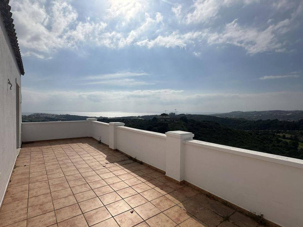 Luxury House for sale in Casares, 465 000 €, Photo 1
