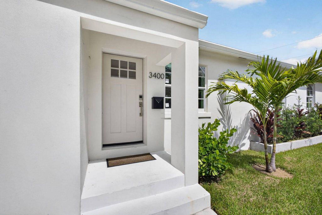 Maison de luxe à vendre à West Palm Beach, 688 335 €, Photo 1