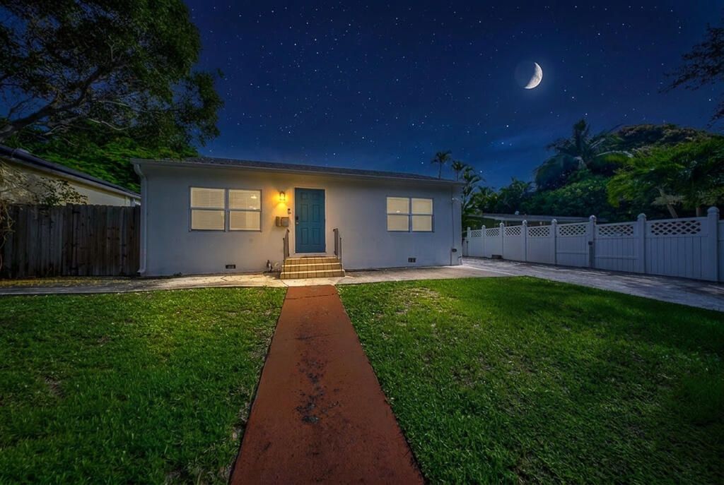 Maison de luxe à vendre à West Palm Beach, 452 144 €, Photo 1