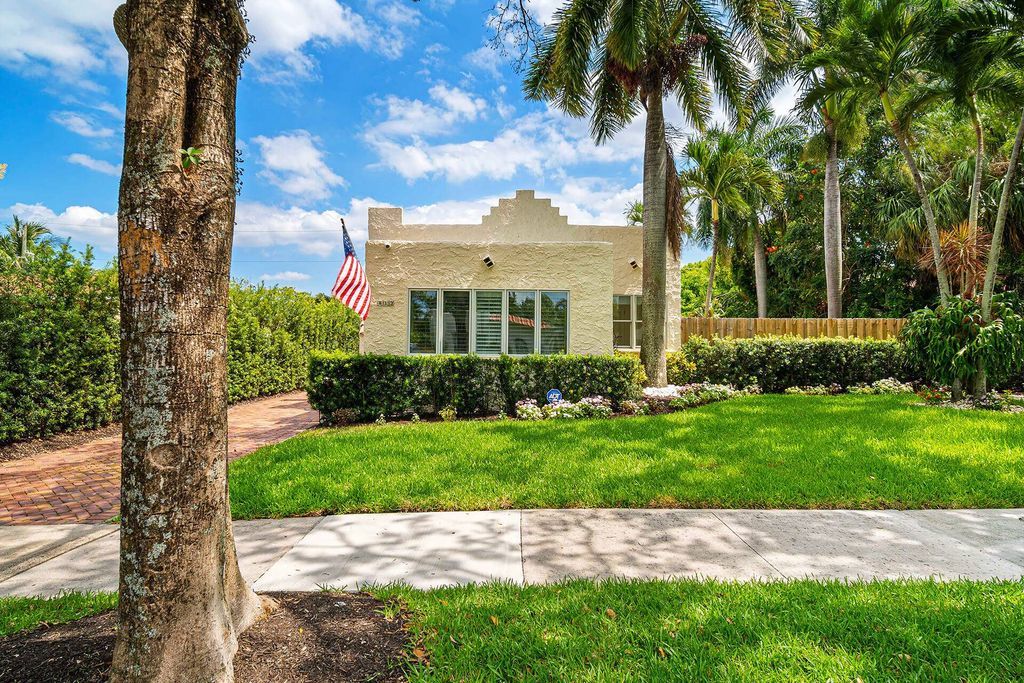 Maison de luxe à vendre à West Palm Beach, 1 286 327 €, Photo 1