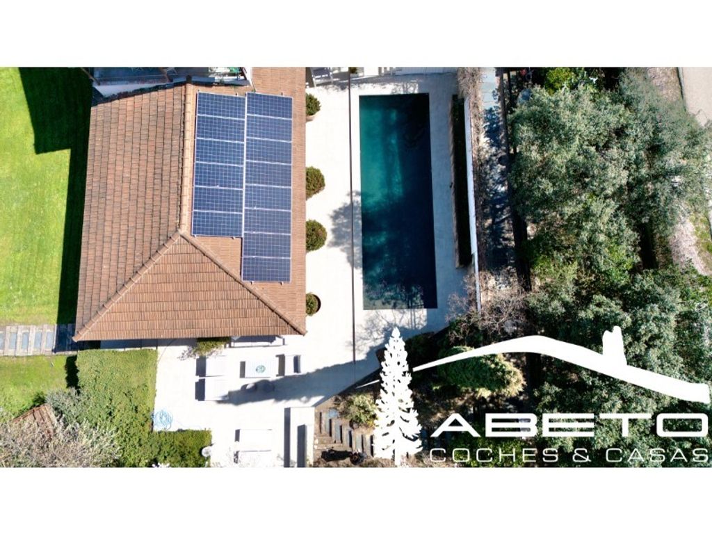 Maison de luxe à vendre à Madrid, 2 590 000 €, Photo 1