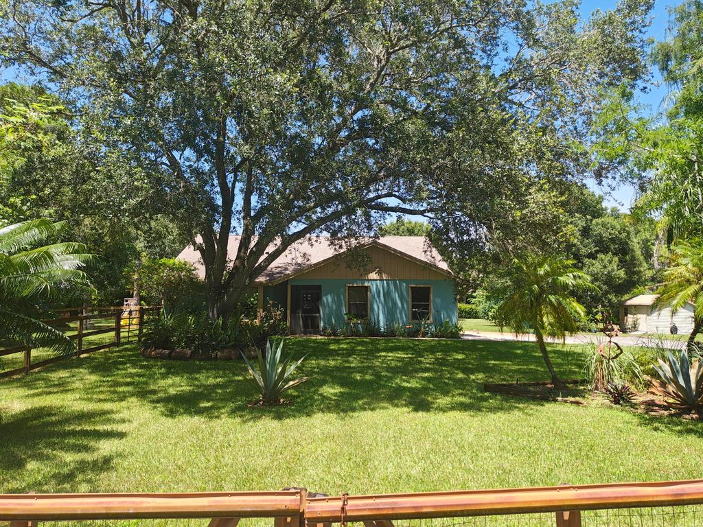 Maison de luxe à vendre à West Palm Beach, 580 783 €, Photo 1