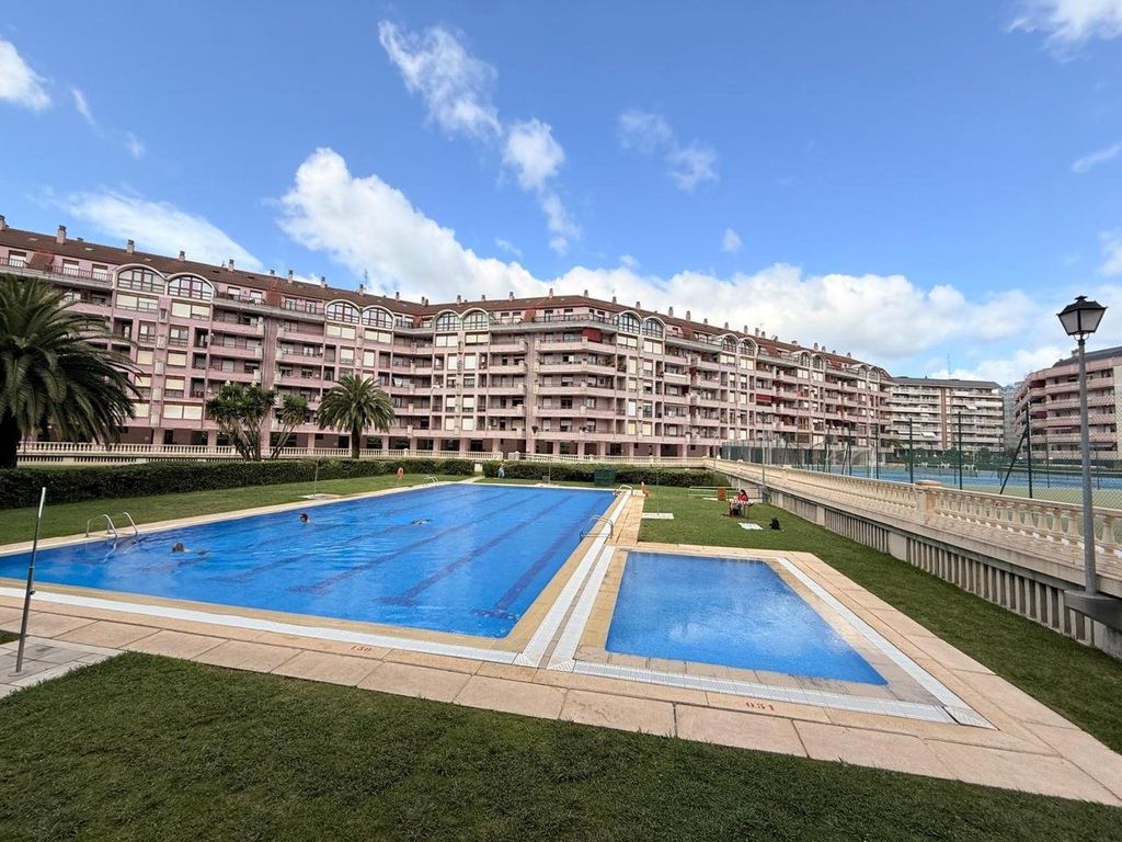 Luxury Apartment for sale in Castro-Urdiales, 500 000 €, Photo 3
