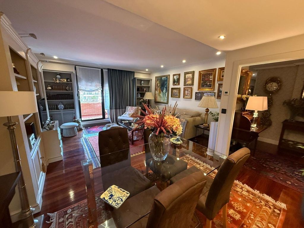 Luxury Apartment for sale in Castro-Urdiales, 645 000 €, Photo 4