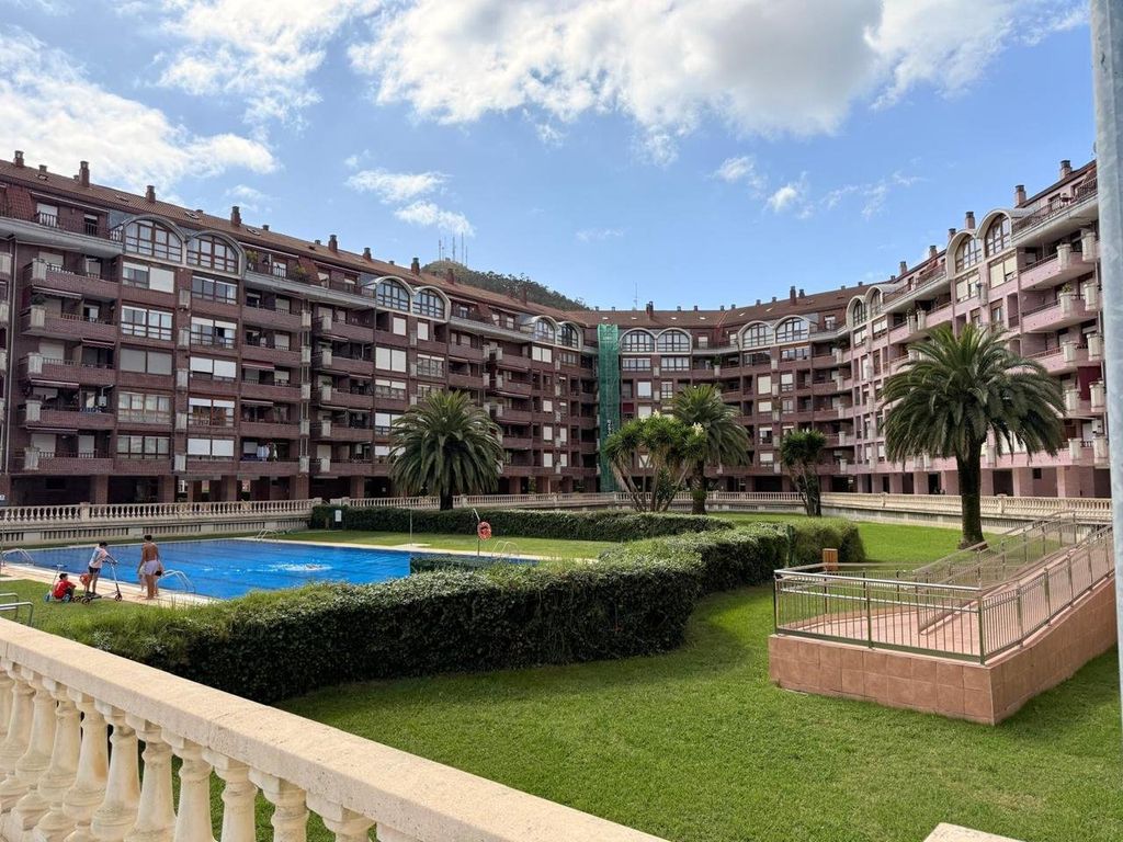 Luxury Apartment for sale in Castro-Urdiales, 500 000 €, Photo 4
