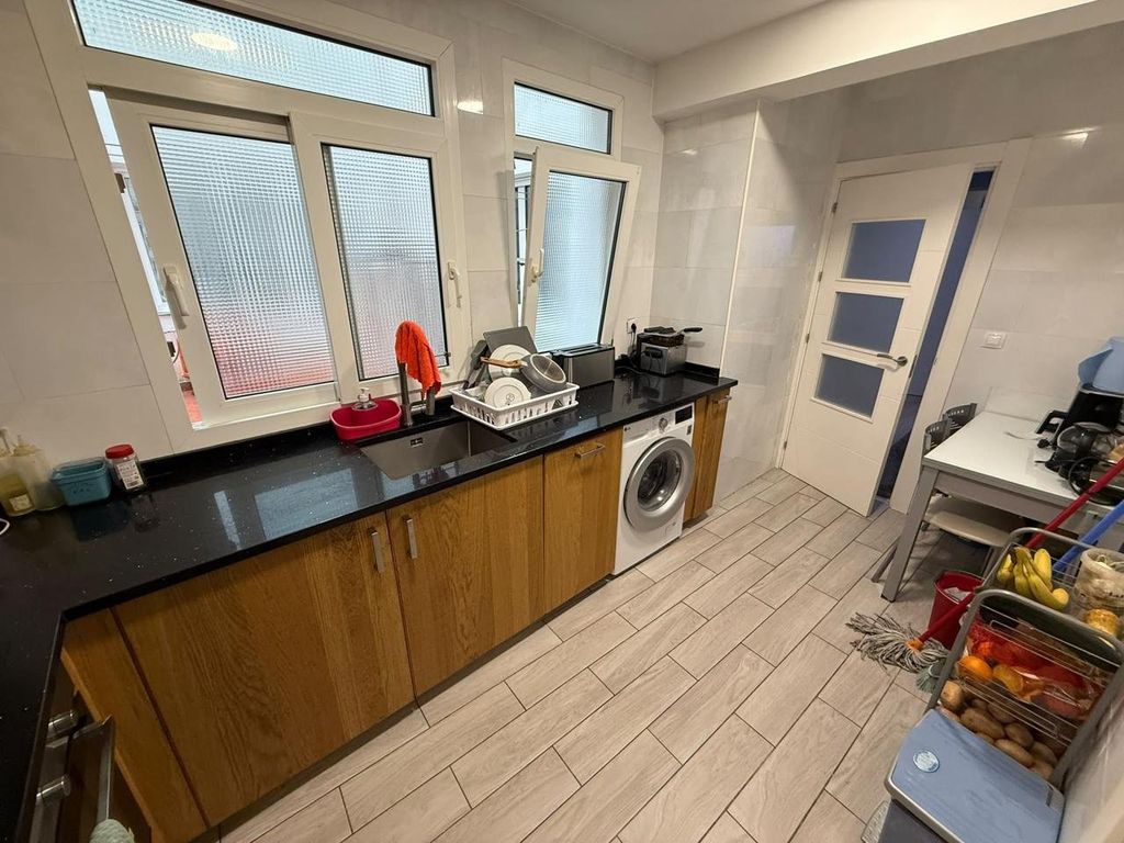 Luxury Apartment for sale in Castro-Urdiales, 400 000 €, Photo 7